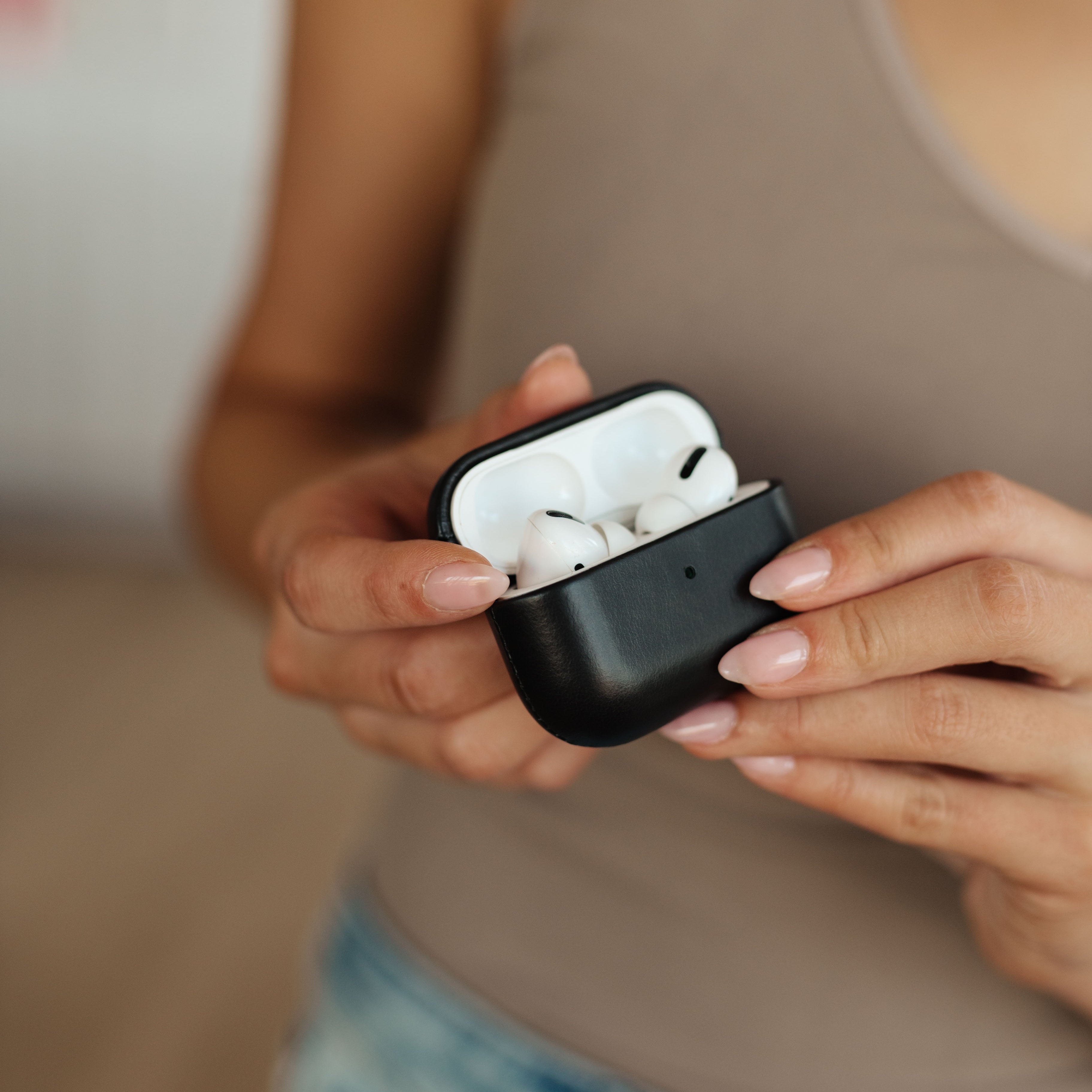 Genuine Leather Airpod Pro Protective Case in Black