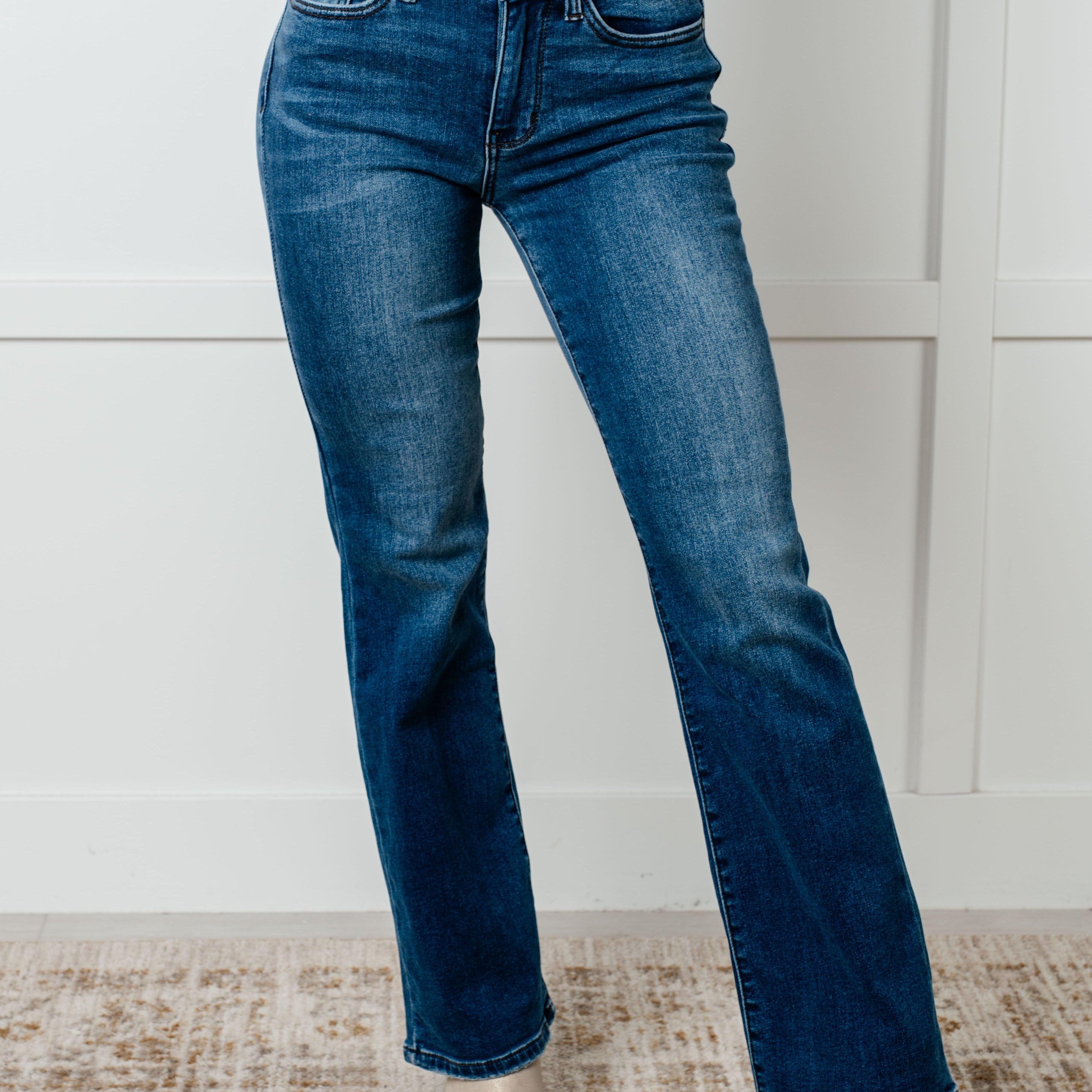 Judy Blue - Hannah Mid Rise Thermal Bootcut Jeans
