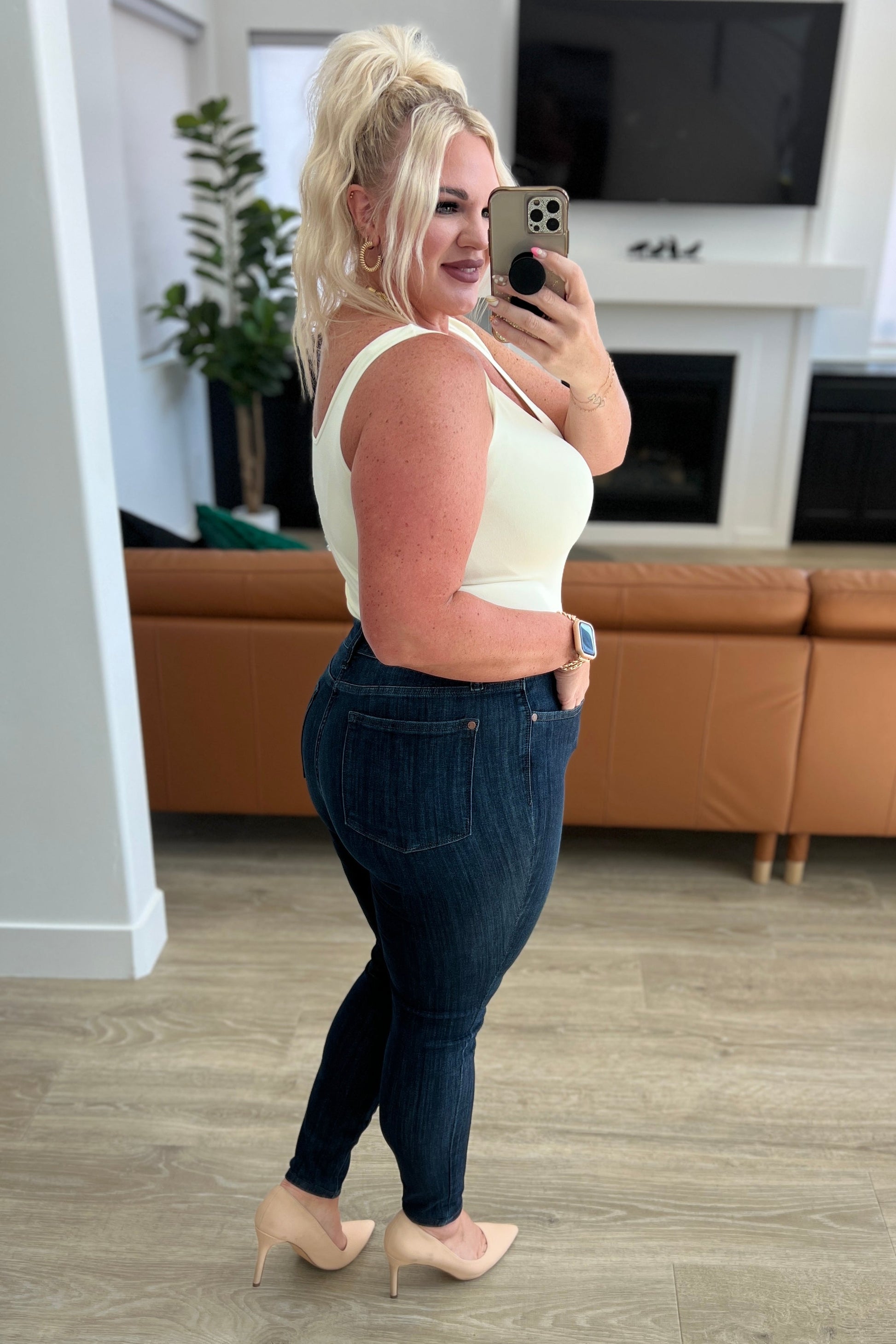 Judy Blue - Celecia High Waist Hand Sanded Resin Skinny Jeans