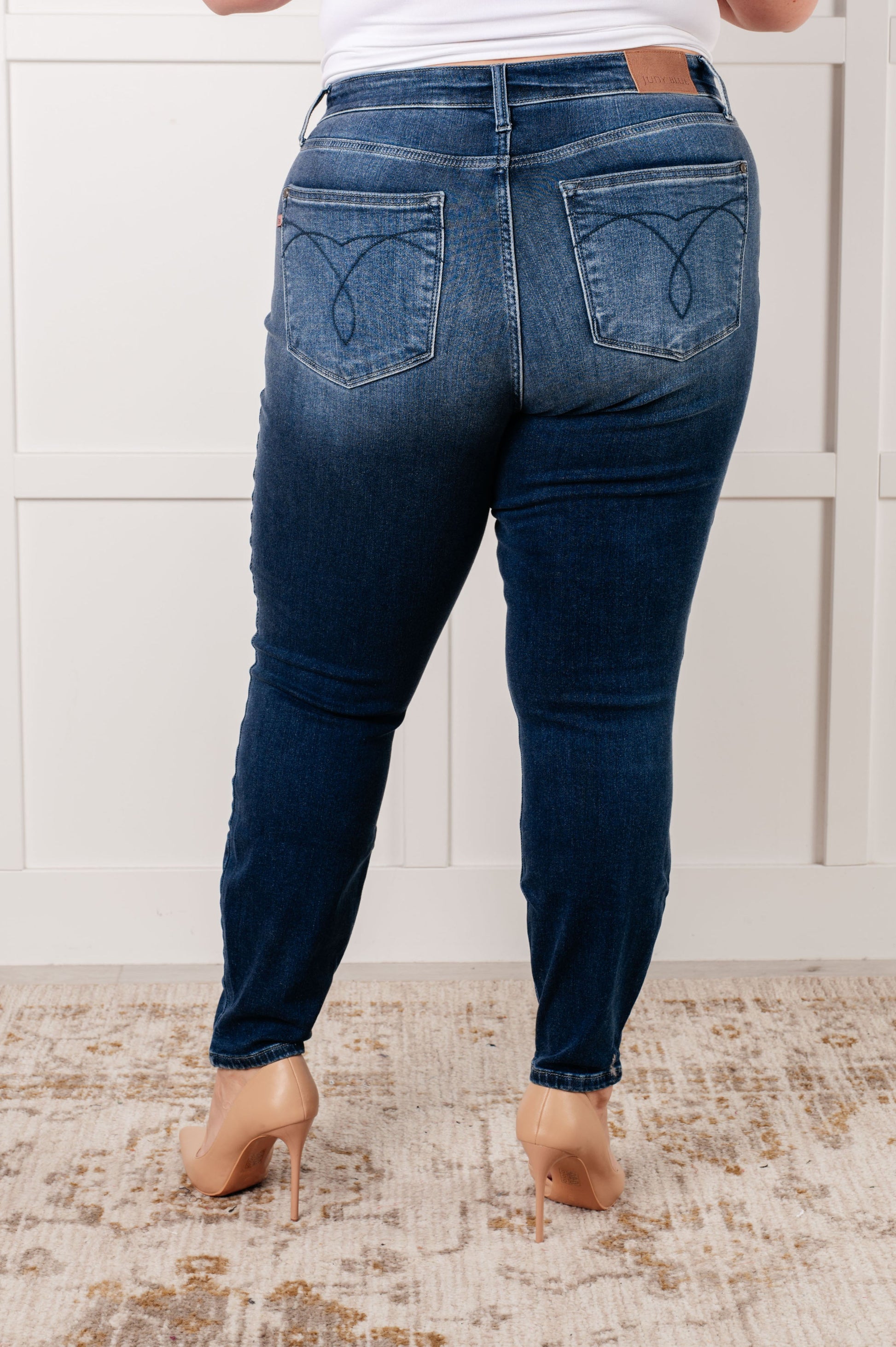 Judy Blue - Skylar Mid Rise Thermal Vintage Skinny Jean