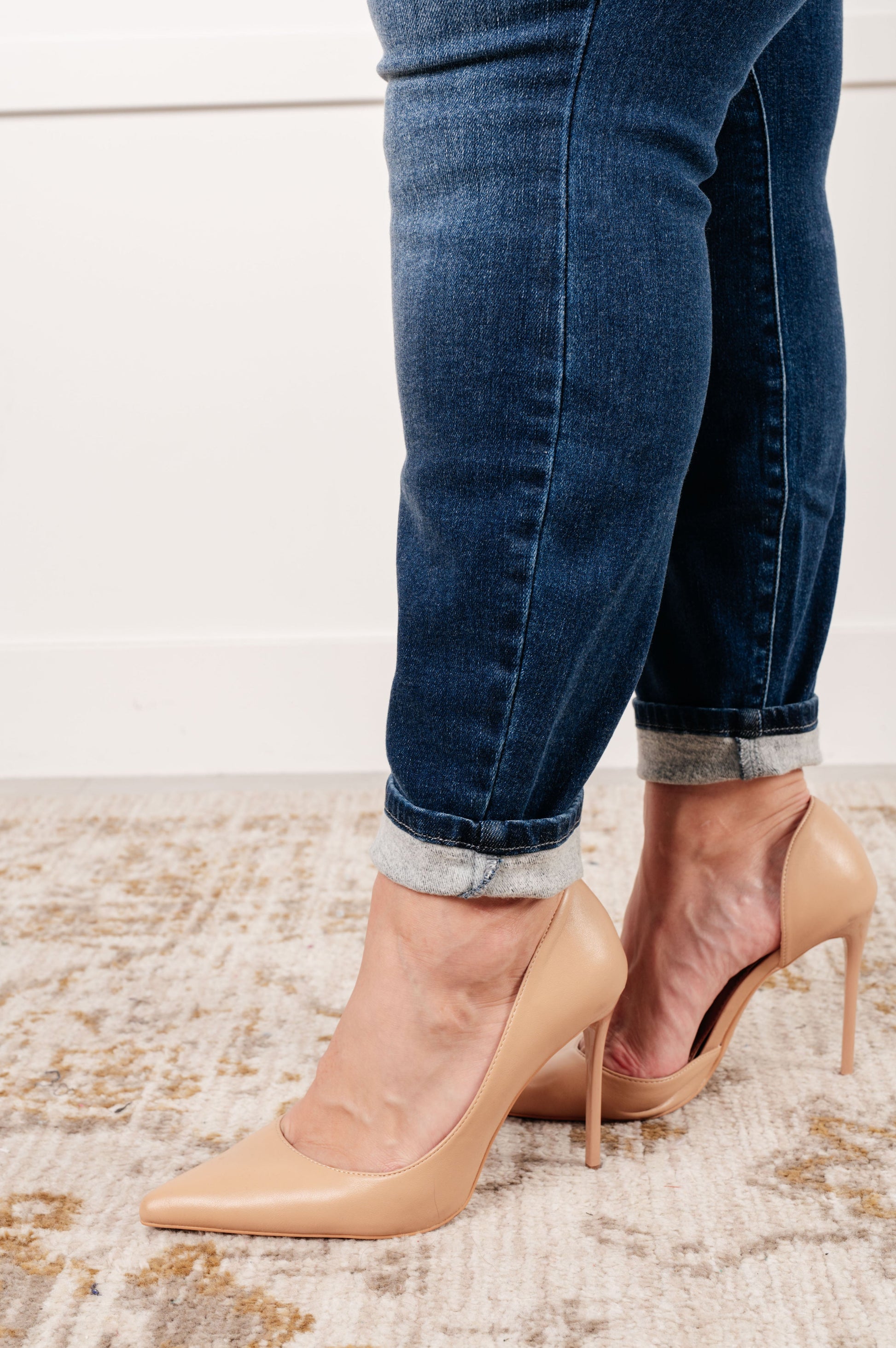 Judy Blue - Skylar Mid Rise Thermal Vintage Skinny Jean